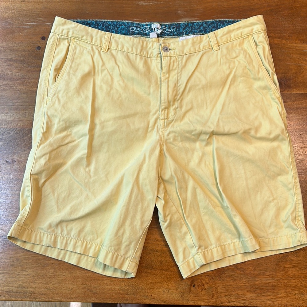 Light Yellow Ocean & Coast Shorts. 38